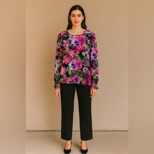 Passport Floral Women's Top - Multicolor Long Sleeve Size Medium